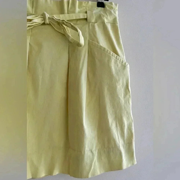 BCBGMaxAzria Paper Bag Skirt, Dusty Yellow, Size 8 - Picture 5 of 16